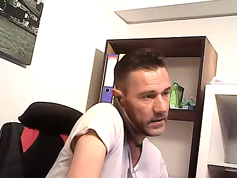 mastercharisma35 webcam