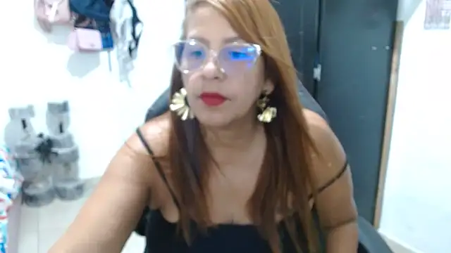 cristydirtyhot webcam