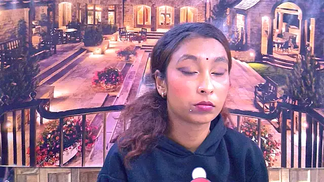 IndianSexyButt webcam