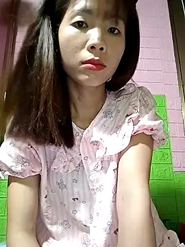 amylinee01 - AmyLinee01's free webcam - UK Sex Cams