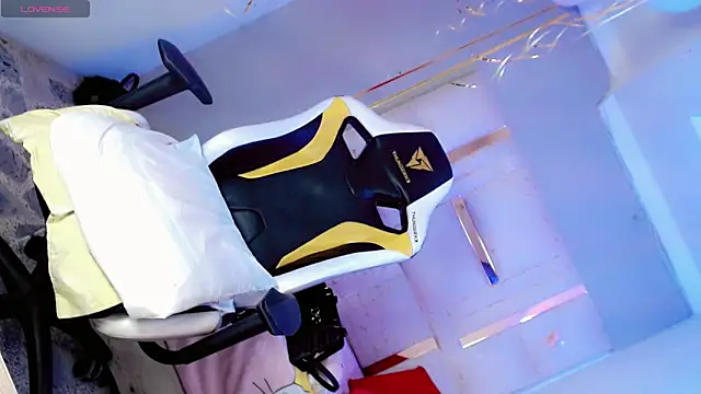 Sophiaa_doll_ webcam