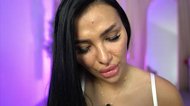 firesbomb777 (F young) - Blowjob Tease