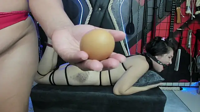SUBMISSION_BDSM live sex cam