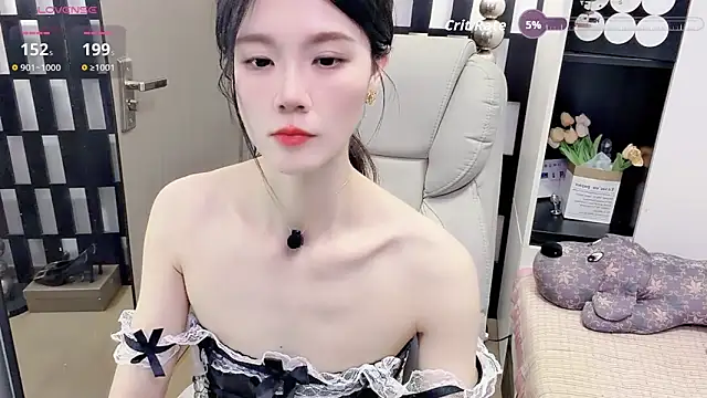 yueyue-mm (F milf) - 脱掉内裤嘴巴咬住M腿+2分钟控制