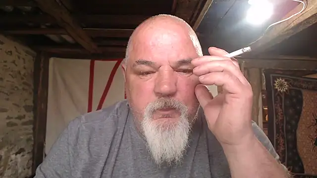 Newfiesausage1972 webcam