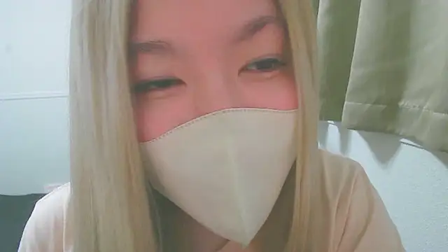 Remi_official webcam