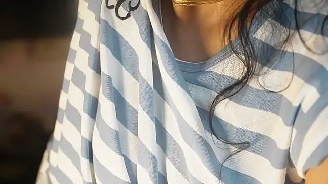 -AyeshaSinghania- webcam