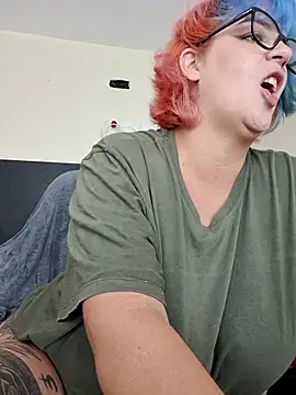 Escarlate4you_ webcam