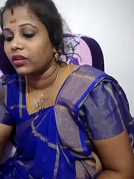 sweetqueen143 webcam