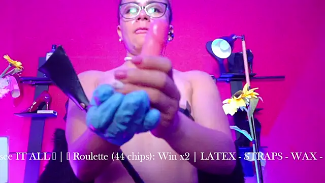 MistressSlut1 webcam