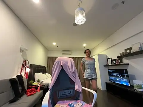 LadyAshley_Domina28 webcam