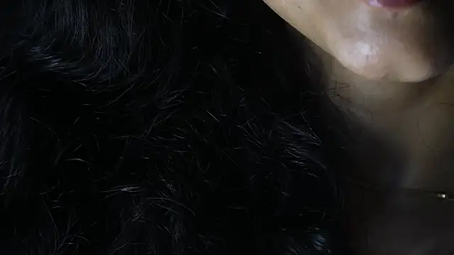 -AyeshaSinghania- webcam