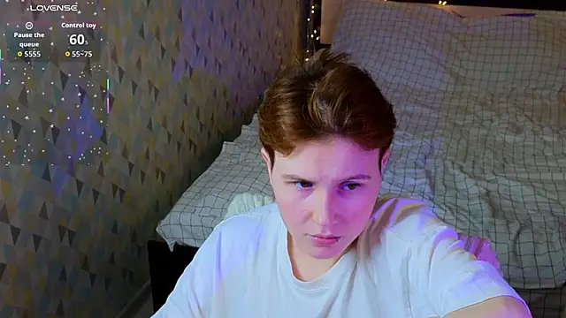 two_gerls_here webcam