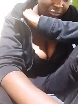 kiss-my-boobs webcam