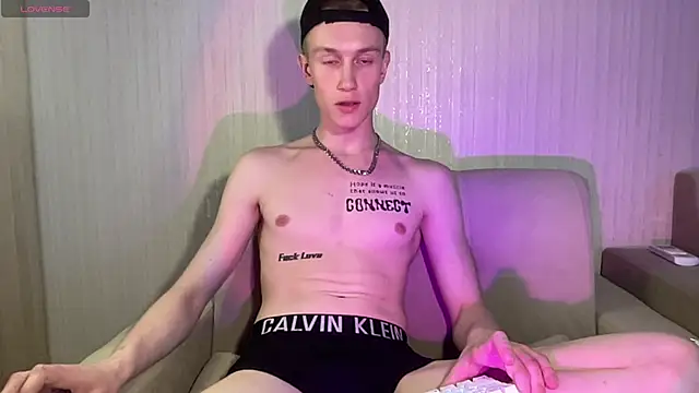 Travis_Gracile webcam