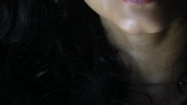 -AyeshaSinghania- webcam