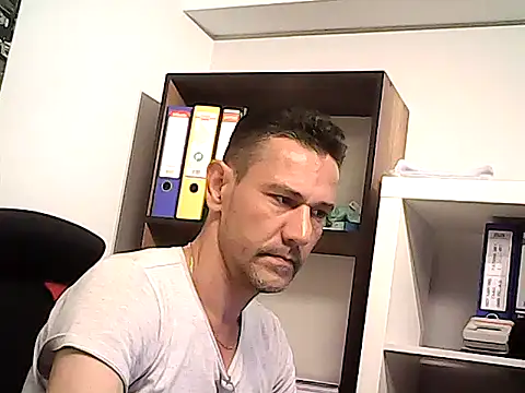 mastercharisma35 webcam