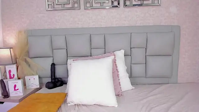 katherine_glow webcam