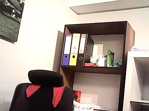 mastercharisma35 (Ask my age) - like ???? pls......