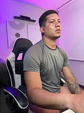 _robertobaggioo webcam