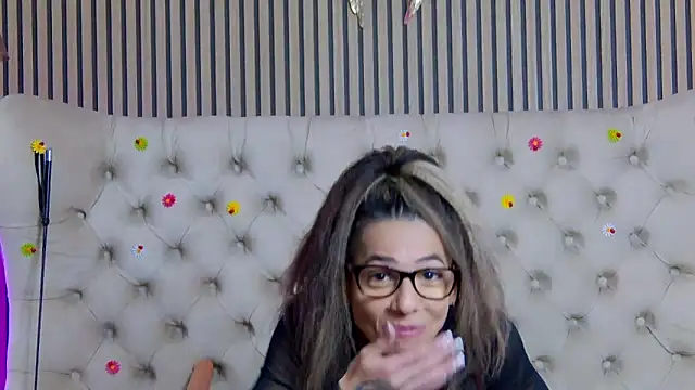 playfulshow (F milf) - make me feel good