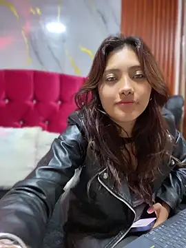 angellique_22 - Angellique_22's free webcam - UK Sex Cams