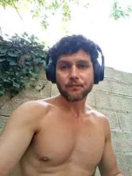 maks3588 - Maks3588's free webcam - UK Sex Cams