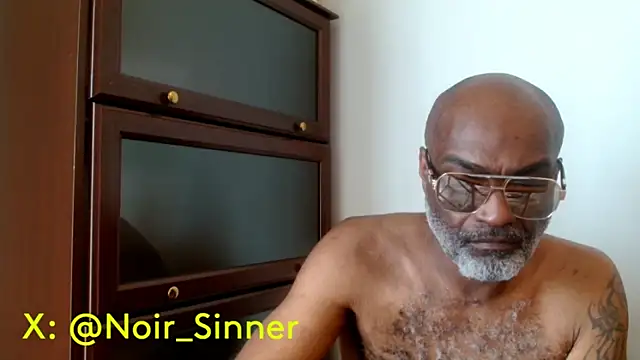 sinnernoir (M mature) - stand and stroke, 10 mins