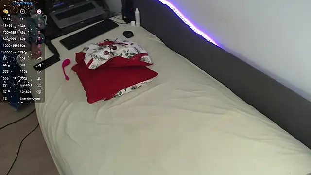 BigBootyAlice webcam