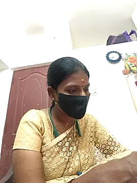 Webcam Model (Tamil_Yalini12)  is live.Free join now!