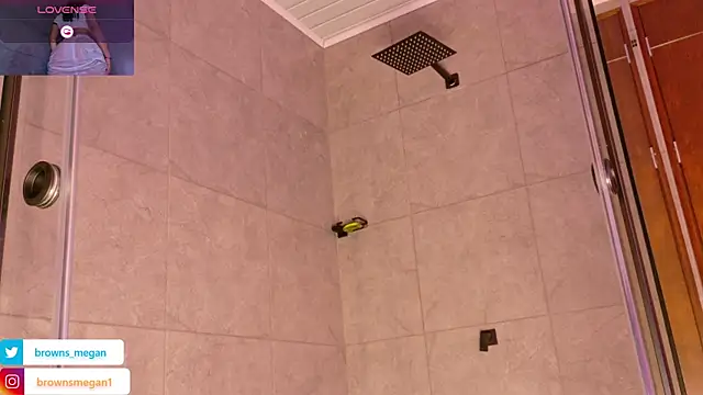 Megan_browns1 webcam