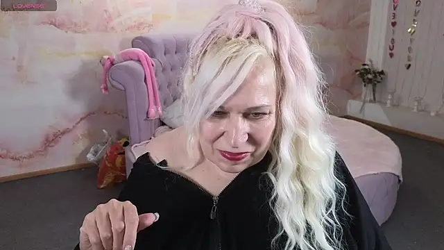 Penelope_Pinky webcam