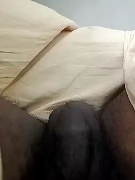 malluflash (Ask my age) - #cam2cam #cheap-privates #daddies #dirty-talk #flashing #hairy #indian #masturbation #medium #mobile #redheads #sexting #small-audience #straight #uncut