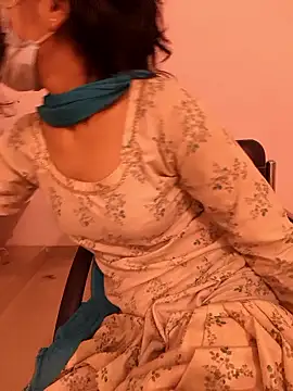 tanzum_khan_3202_ (F young) - BUY A NEW LEPTOP 💵