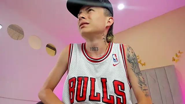 nascary_fox - Nascary_Fox's free webcam - UK Sex Cams