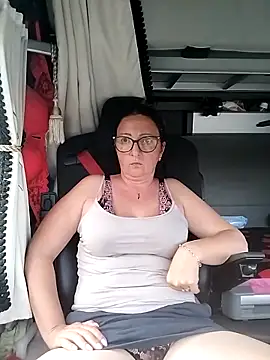 Milfa_nimfomana webcam