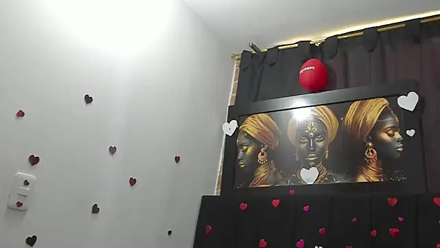 Evaaross_2345 webcam