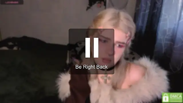 MoonlightGrace webcam