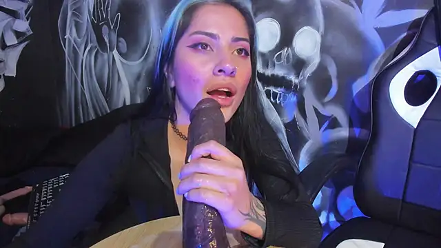 Cherry_jenklins87 webcam