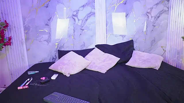 Cloe_x_Meliodas webcam