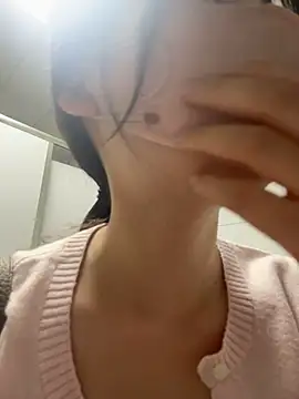 gougou13 Stripchat cam model