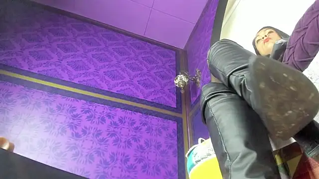 Scarlett_Barnes webcam