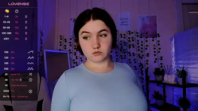 lovelyy_julia webcam