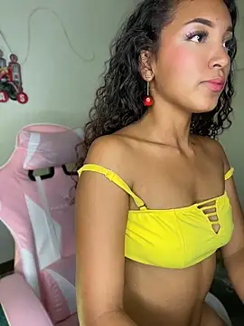 NaughtyLatinaxxx webcam