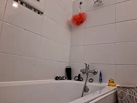 maks3588 (Ask my age) - Water play