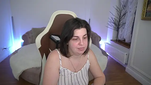 mirandawong - MirandaWong's free webcam - UK Sex Cams