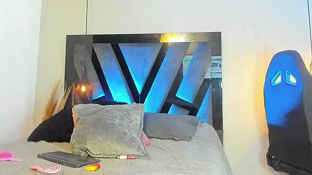 antonella_zapata webcam