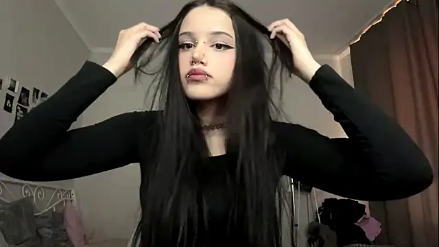 LouisePavlides webcam