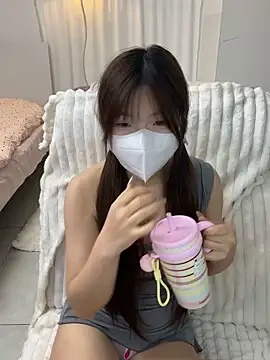 美女_xiaoxinxin_在线直播