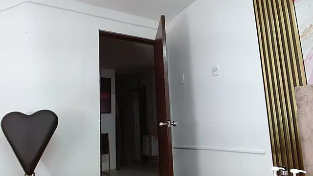 elamurray02 - ElaMurray02's free webcam - UK Sex Cams